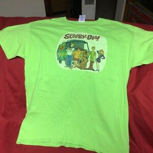 Retro SCOOBY Doo Mystery Gang tshirt
